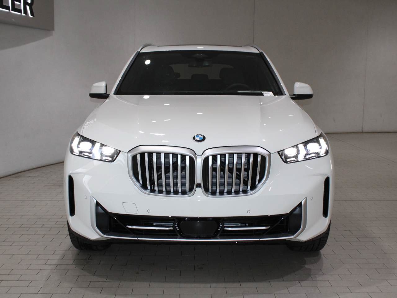 Certified 2026 BMW X5 sDrive40i RWD image 9
