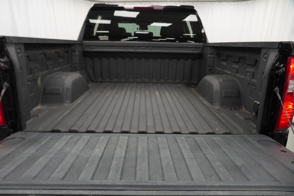 Used 2023 Chevrolet Silverado 1500 Custom w/ LPO, Dark Essentials Package AWD/4WD image 33