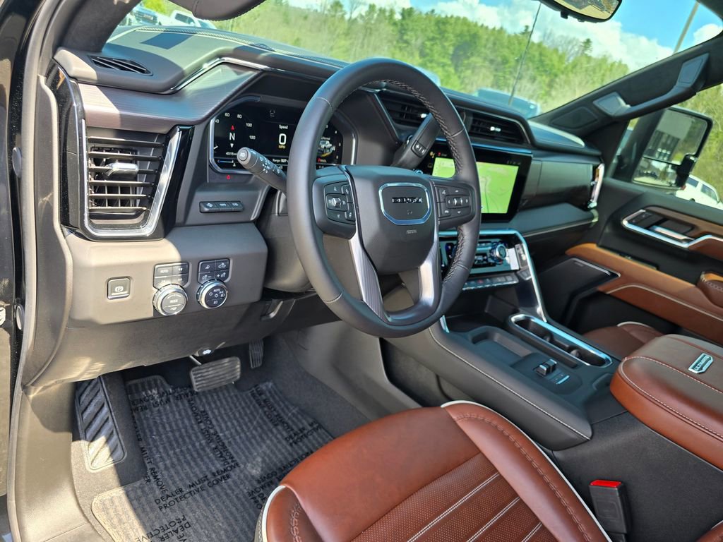 Used 2025 GMC Sierra 2500 Denali Ultimate image 25