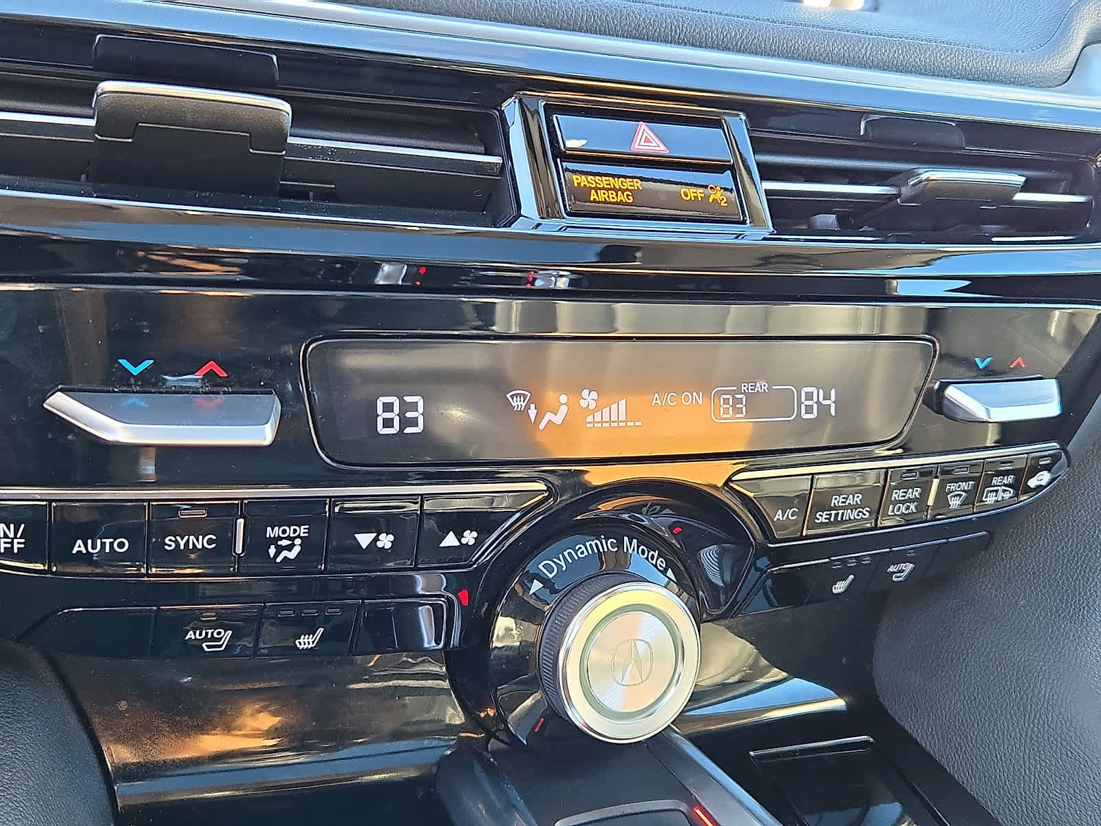 Used 2023 Acura MDX SH-AWD image 18