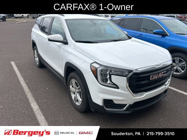 Certified 2023 GMC Terrain SLE w/ Driver Convenience Package image 3