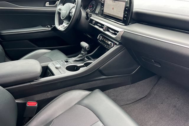 Used 2022 Kia K5 GT-Line FWD image 18