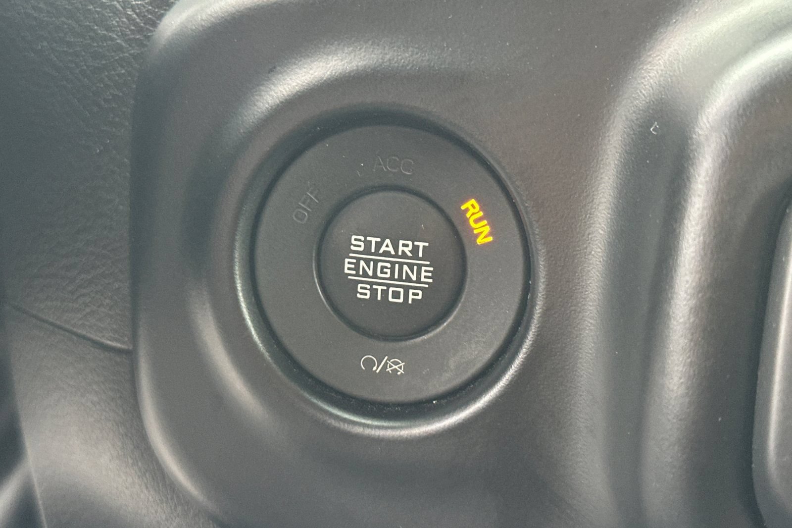 Used 2022 Jeep Gladiator Sport AWD/4WD image 26