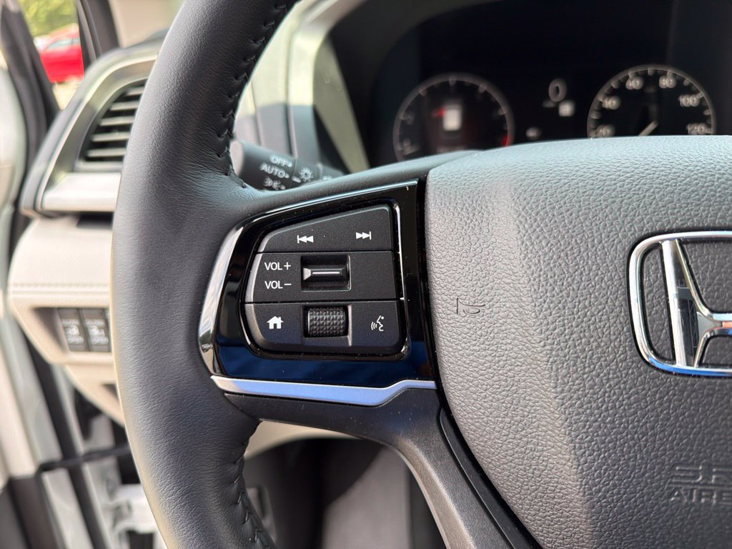 Certified 2026 Honda Odyssey EX-L image 16