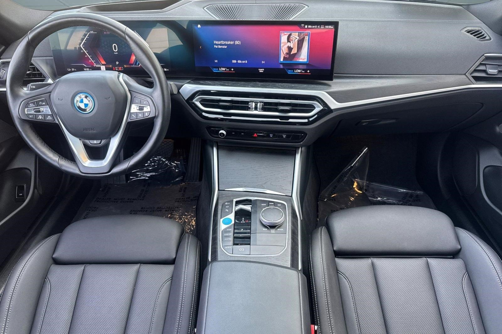 Used 2023 BMW i4 eDrive35 image 15