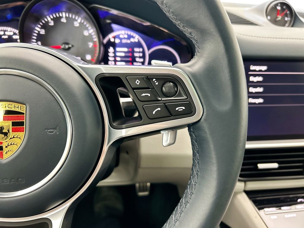Used 2022 Porsche Cayenne S image 12