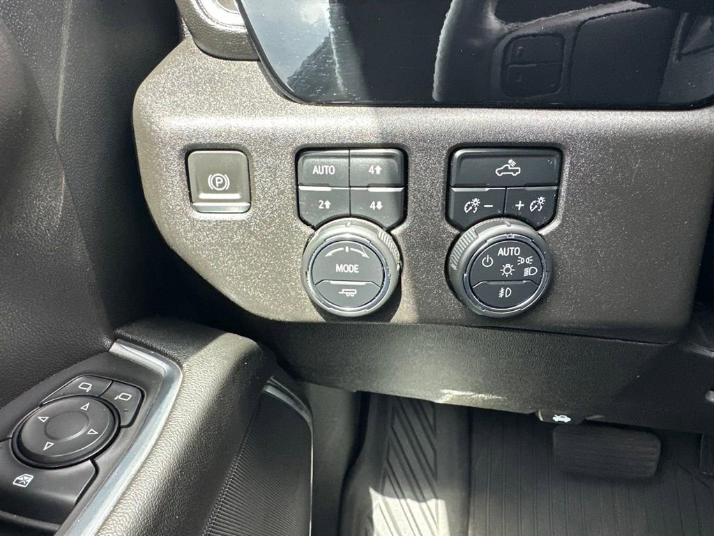 Used 2024 Chevrolet Silverado 1500 RST AWD/4WD image 14