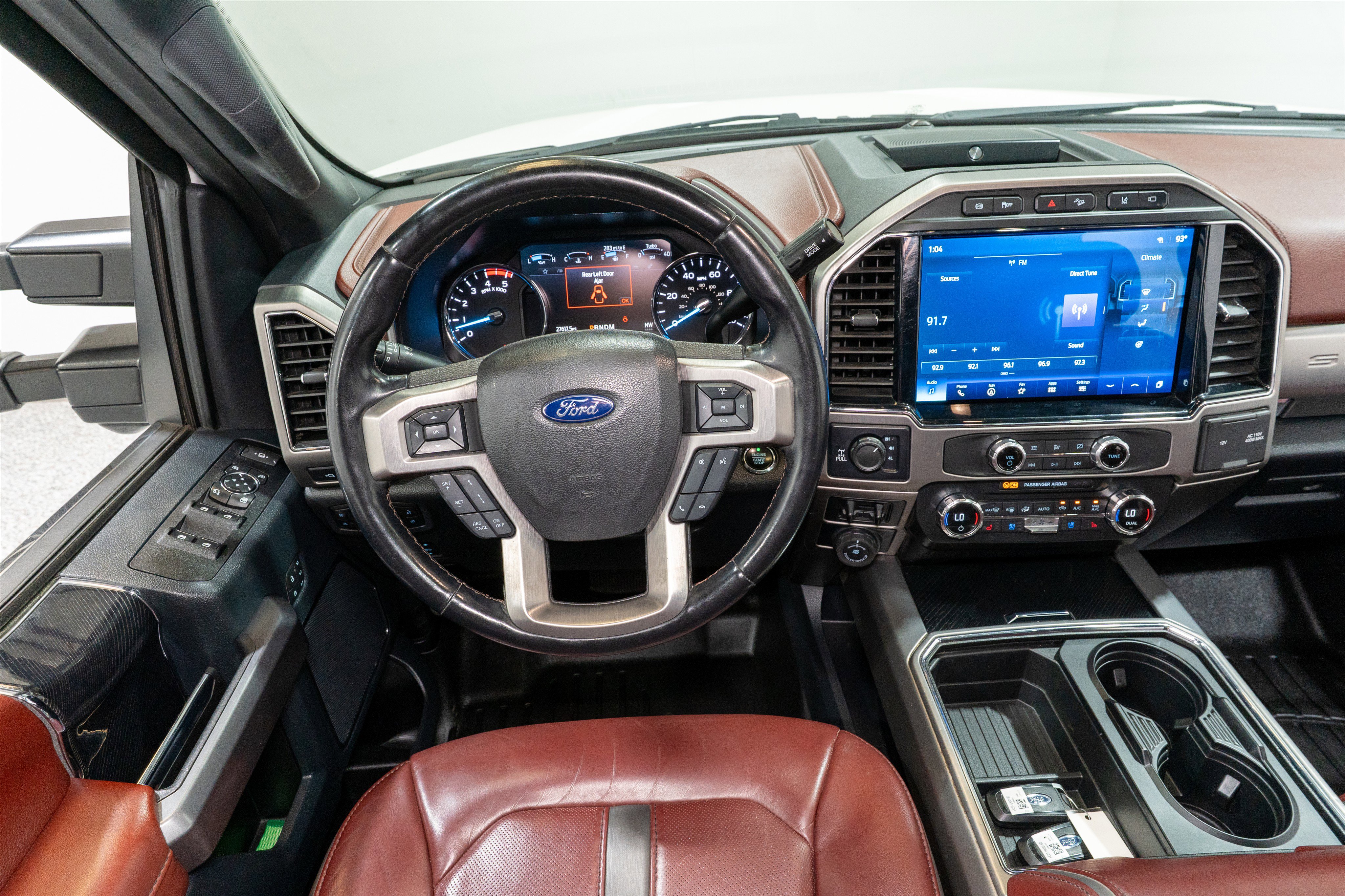 Used 2022 Ford F250 Platinum w/ FX4 Off-Road Package image 13