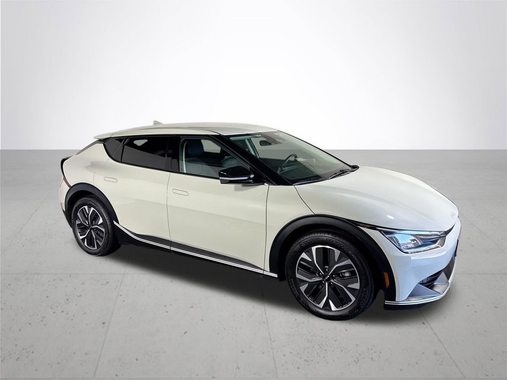 Certified 2024 Kia EV6 Light AWD/4WD image 5