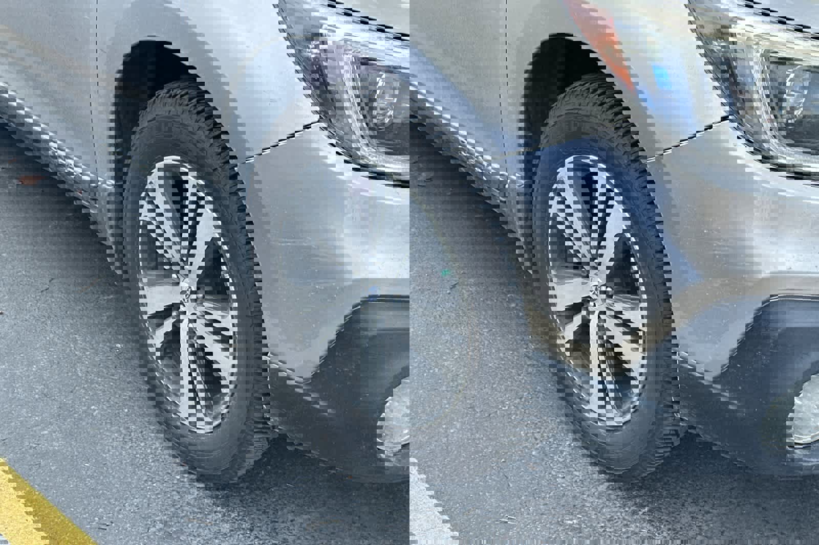 Used 2018 Subaru Outback 2.5i Limited image 6