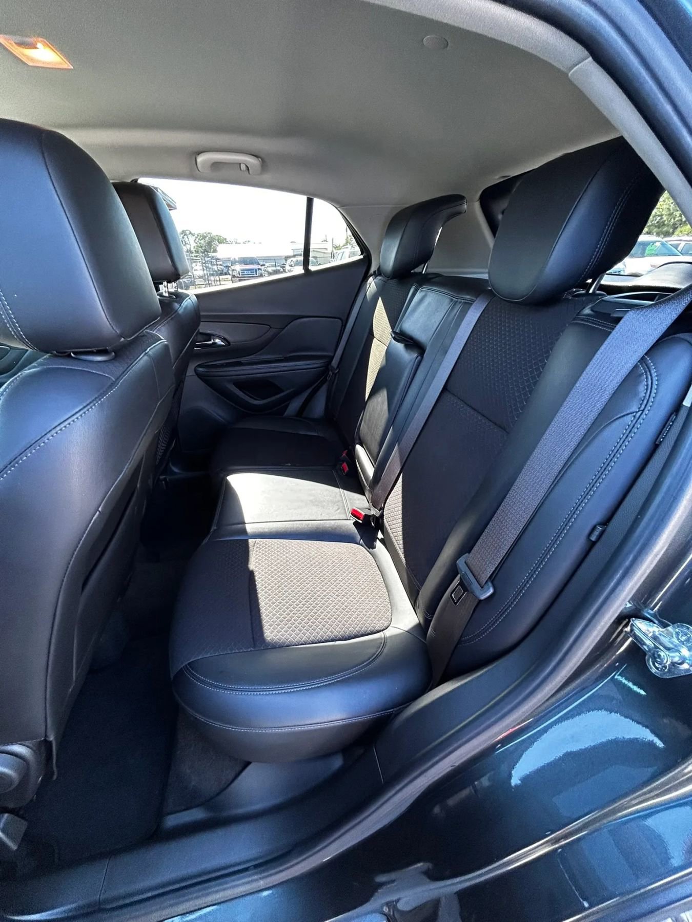 Used 2018 Buick Encore Preferred FWD image 29