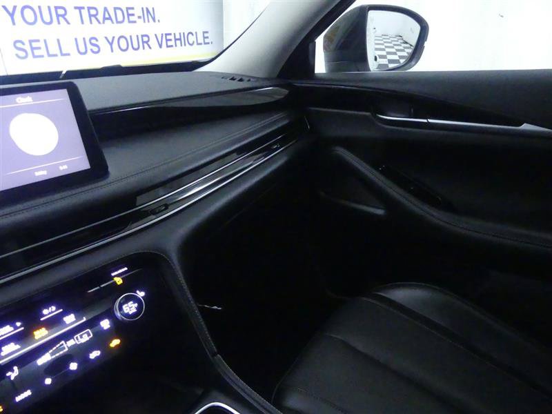 Used 2023 INFINITI QX60 Pure AWD/4WD image 13