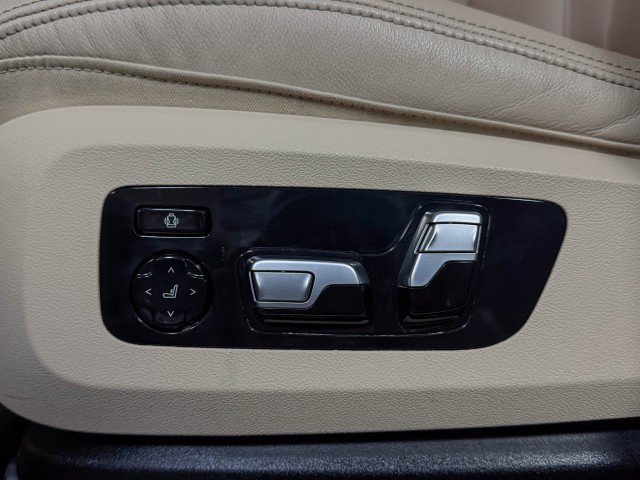 Used 2022 BMW X5 xDrive45e w/ M Sport Package image 35