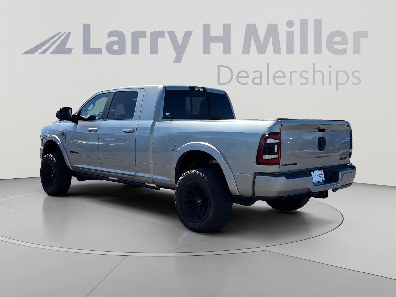 Used 2021 RAM 3500 Limited AWD/4WD image 4
