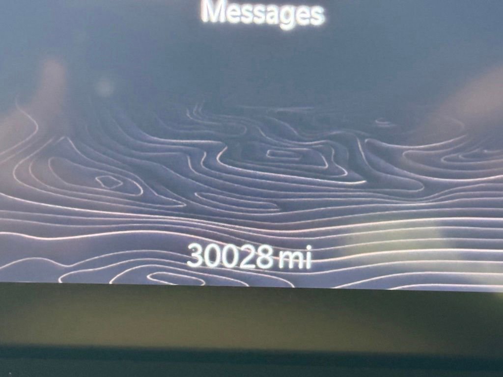 Used 2025 Jeep Grand Cherokee L Limited w/ Luxury Tech Group II image 31