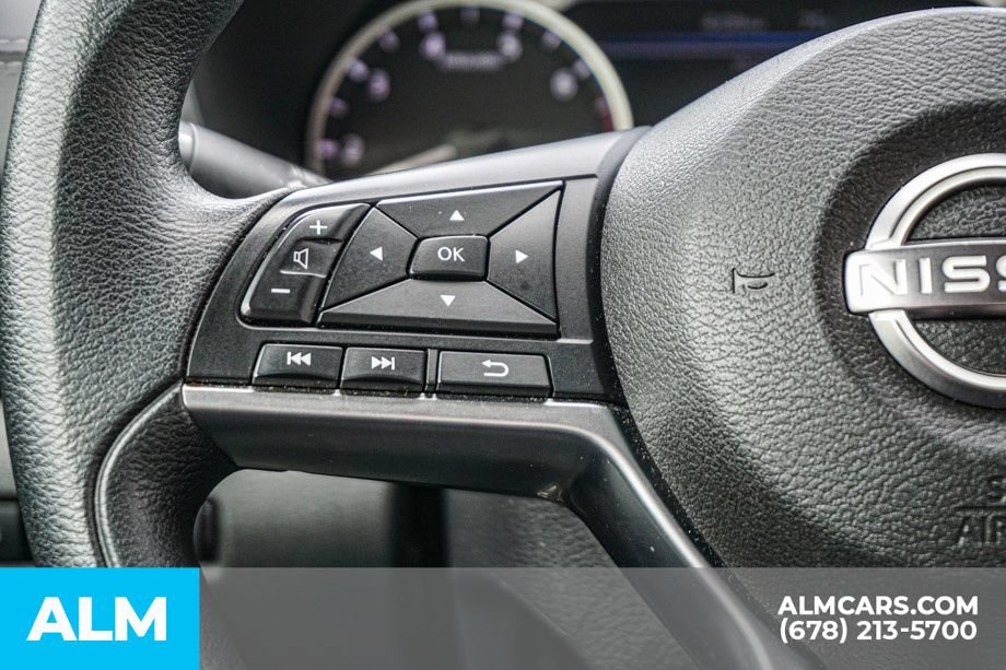 Used 2024 Nissan Sentra SV FWD image 28