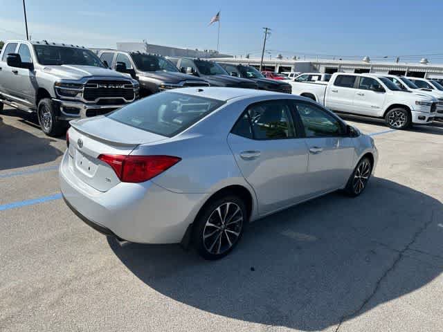 Used 2017 Toyota Corolla SE w/ SE Premium Package FWD image 20