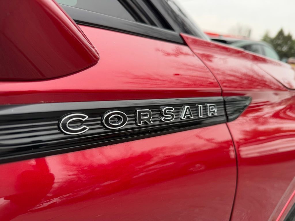 Used 2024 Lincoln Corsair AWD w/ Equipment Group 101A image 9