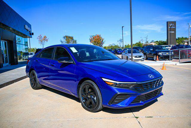 New 2026 Hyundai Elantra Sport w/ Cargo Package FWD image 7