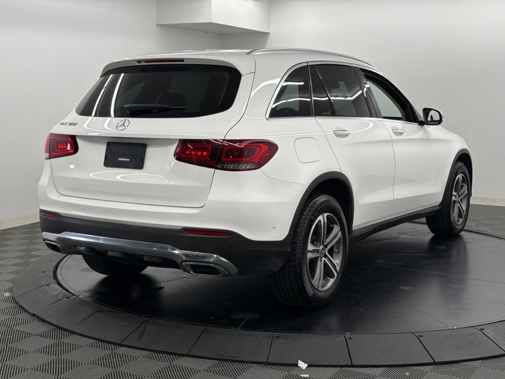 Used 2022 Mercedes-Benz GLC 300 w/ Premium Package Lite image 10