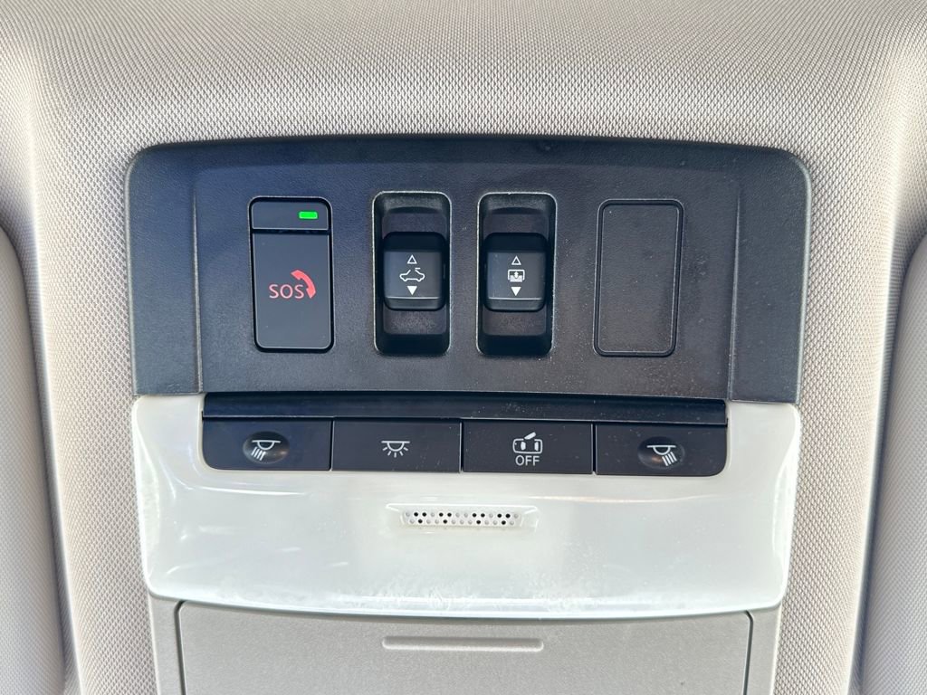 Used 2024 Nissan Rogue SV w/ SV Premium Package FWD image 27