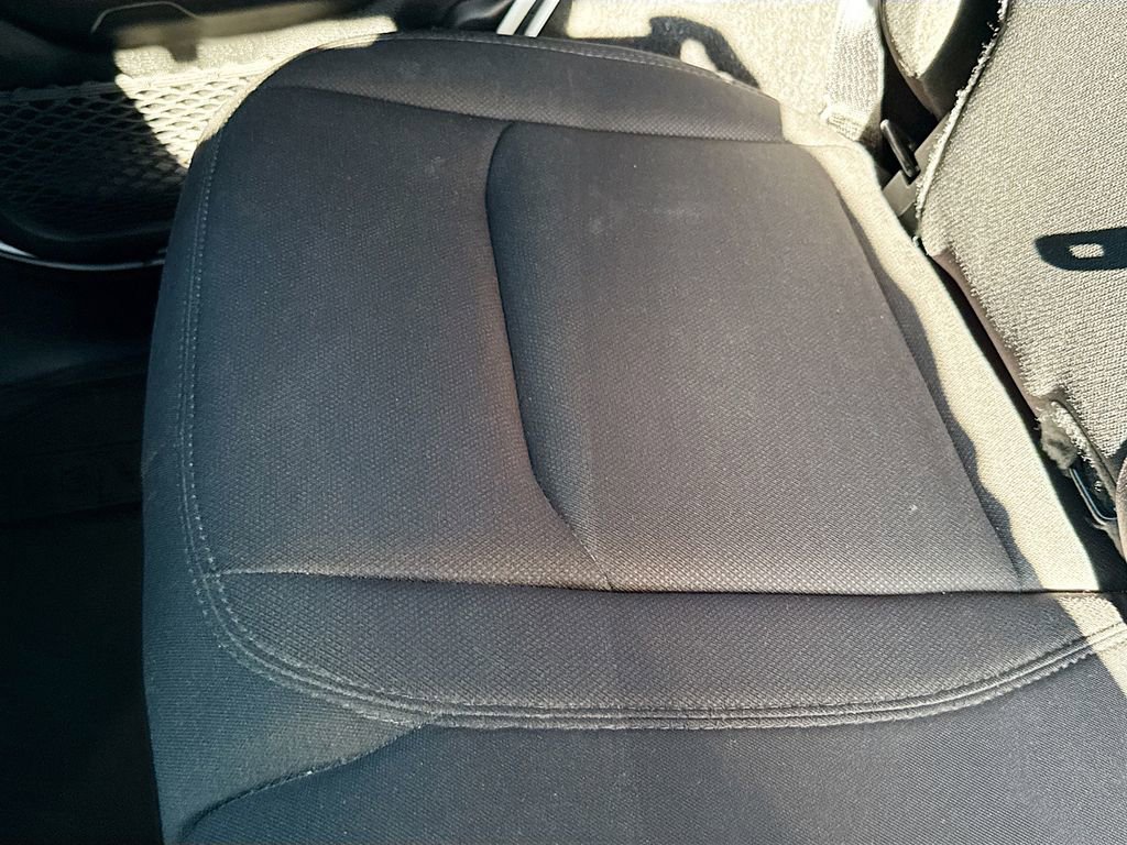 Used 2022 Jeep Wrangler Unlimited Sport image 29