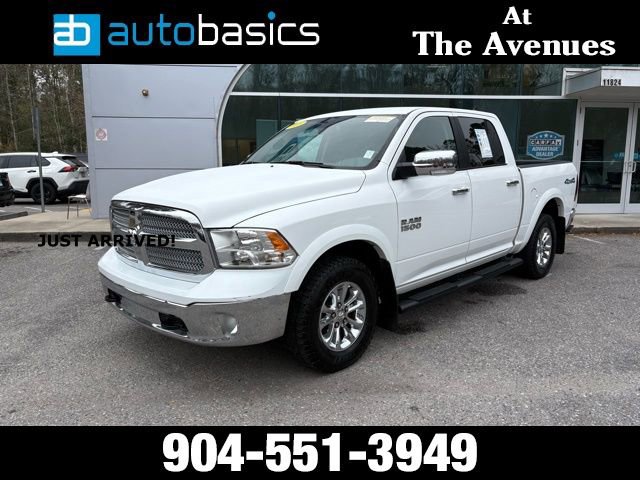 Used 2018 RAM 1500 SLT image 1