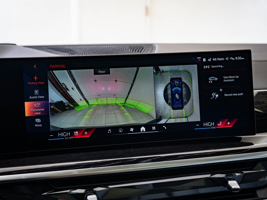 New 2026 BMW X6 xDrive40i w/ Climate Comfort Package image 29