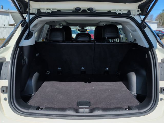 Used 2018 Jeep Compass Latitude w/ Popular Equipment Group AWD/4WD image 29