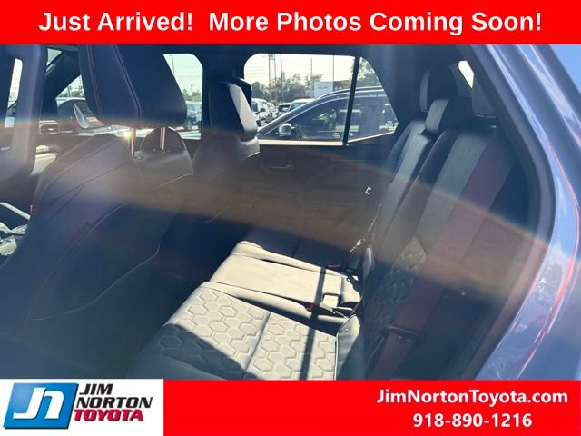 Used 2026 Toyota 4Runner Platinum AWD/4WD image 7