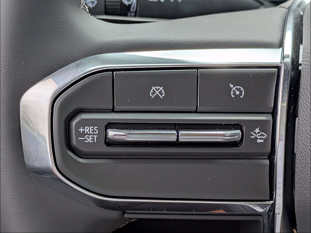New 2026 GMC Canyon Elevation w/ Convenience Package RWD image 25