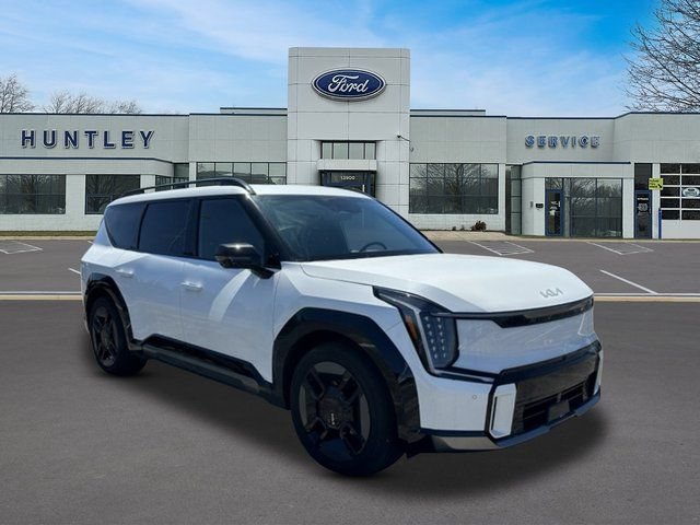 Used 2024 Kia EV9 GT-Line AWD/4WD image 3