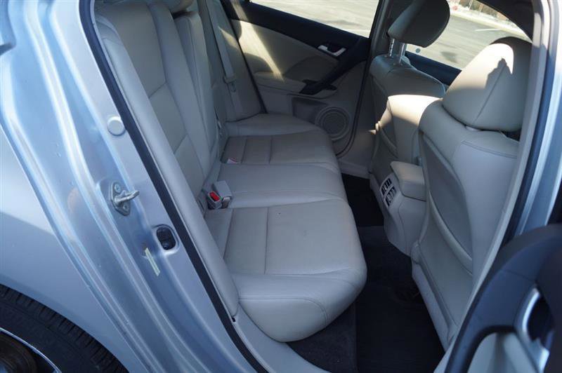 Used 2013 Acura TSX w/ Technology Package image 28