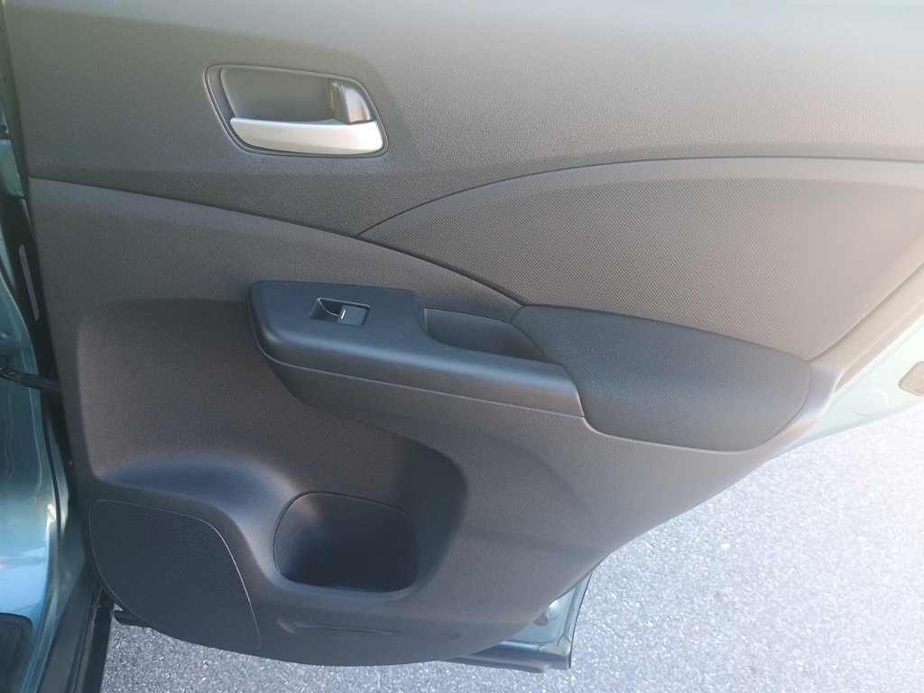 Used 2014 Honda CR-V LX image 18