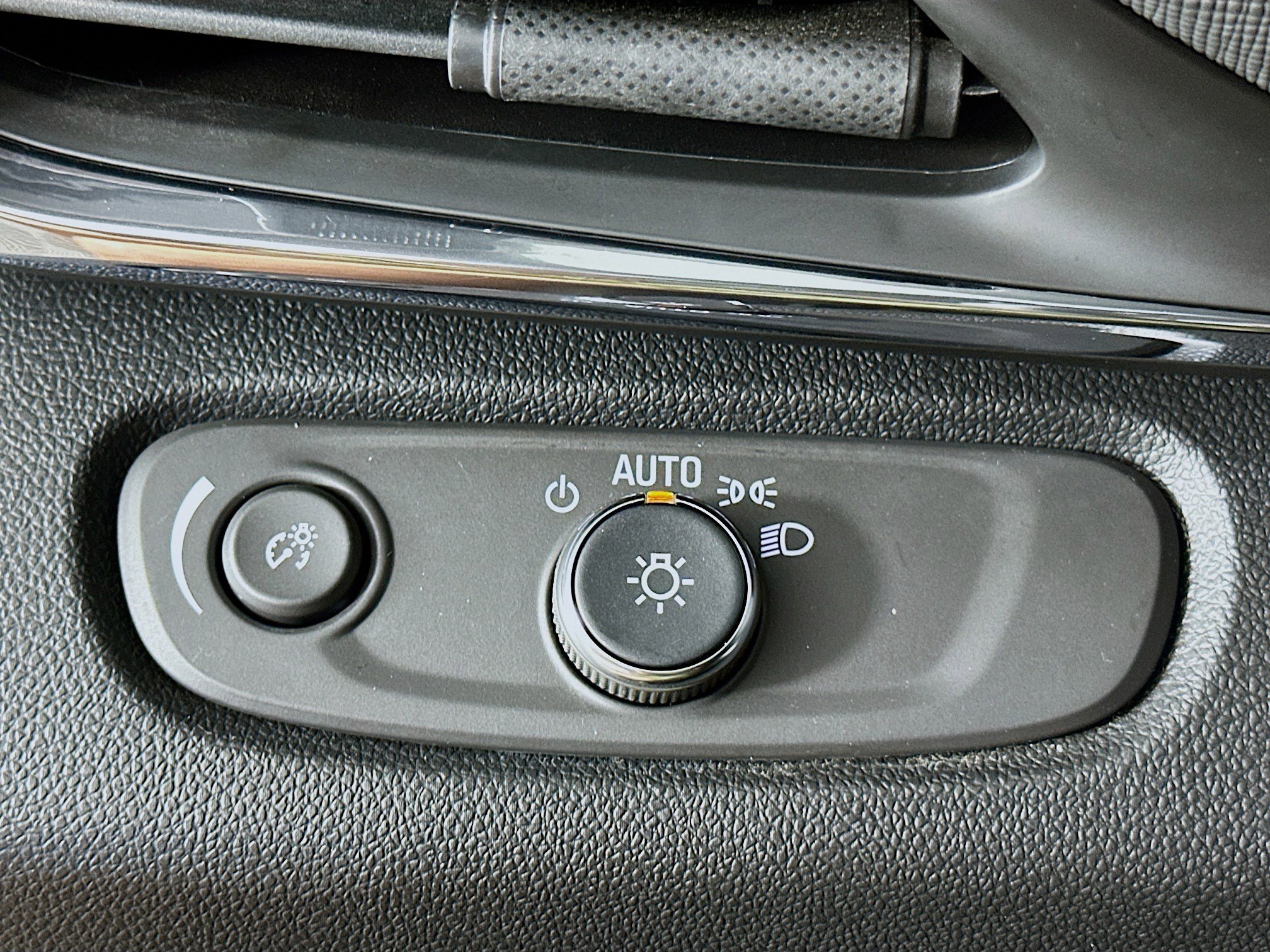 Used 2025 Buick Envista Preferred w/ Convenience I Package FWD image 17