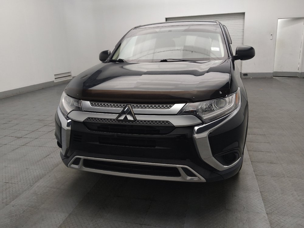 Used 2020 Mitsubishi Outlander ES FWD image 15