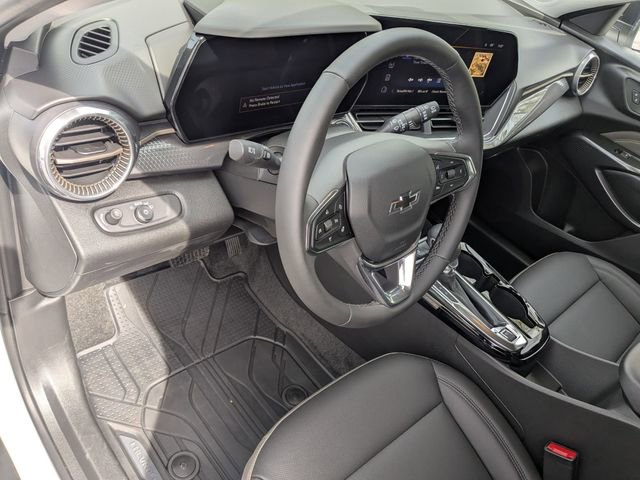 Used 2025 Chevrolet Trax ACTIV w/ Driver Confidence Package FWD image 10
