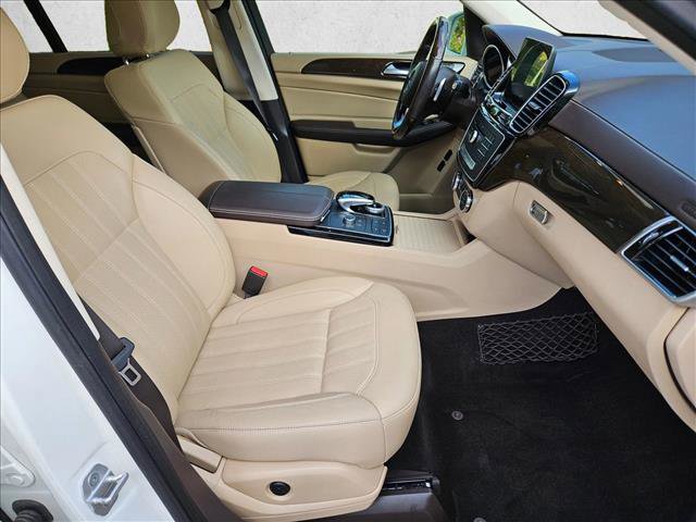 Used 2017 Mercedes-Benz GLS 450 4MATIC image 24