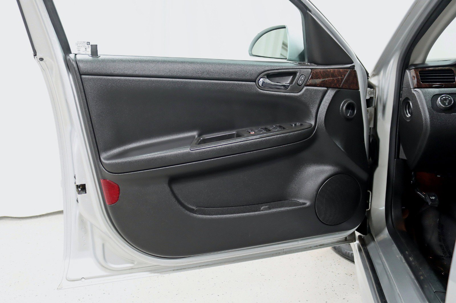 Used 2016 Chevrolet Impala Limited LS FWD image 24