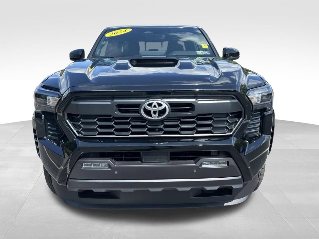 Certified 2024 Toyota Tacoma TRD Sport w/ TRD Sport Upgrade Package AWD/4WD image 7