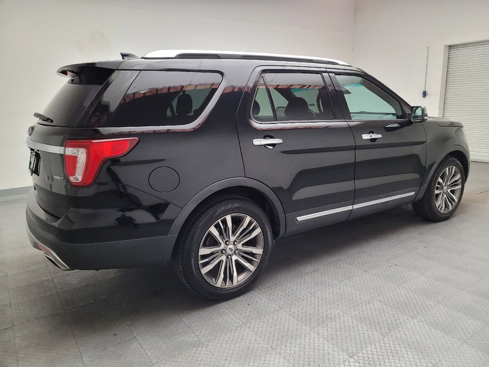 Used 2016 Ford Explorer Platinum image 10