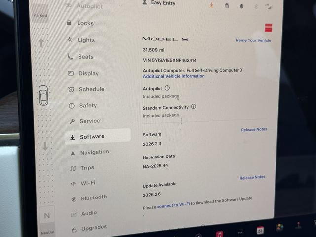 Used 2022 Tesla Model S image 18