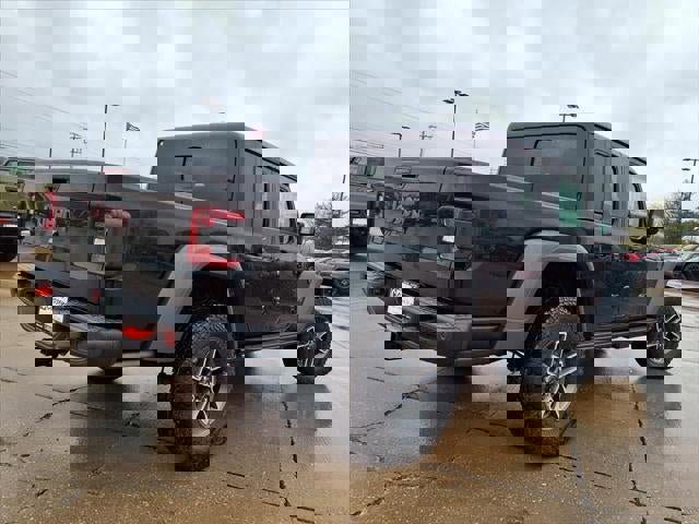 New 2026 Jeep Gladiator Mojave w/ Steel Bumper Group image 63