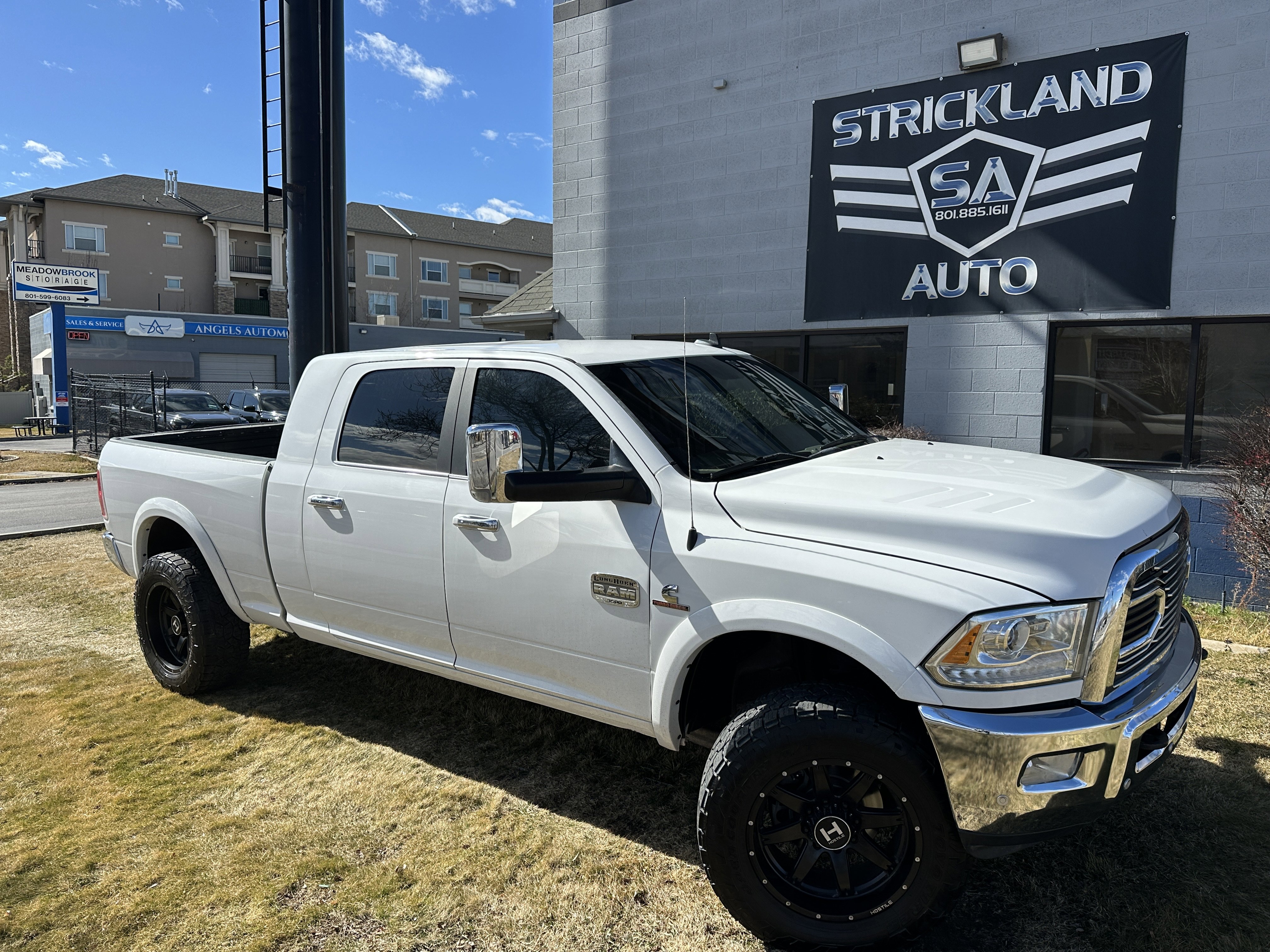 Used 2017 RAM 3500 Laramie Longhorn w/ Convenience Group image 2
