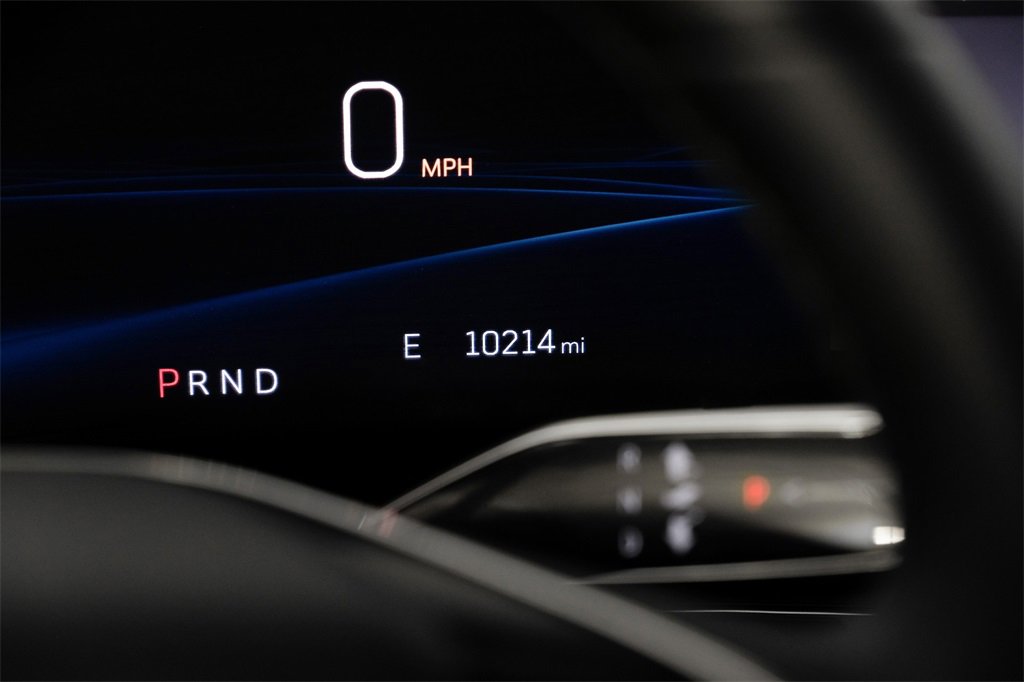 Used 2024 Cadillac Lyriq Tech image 19