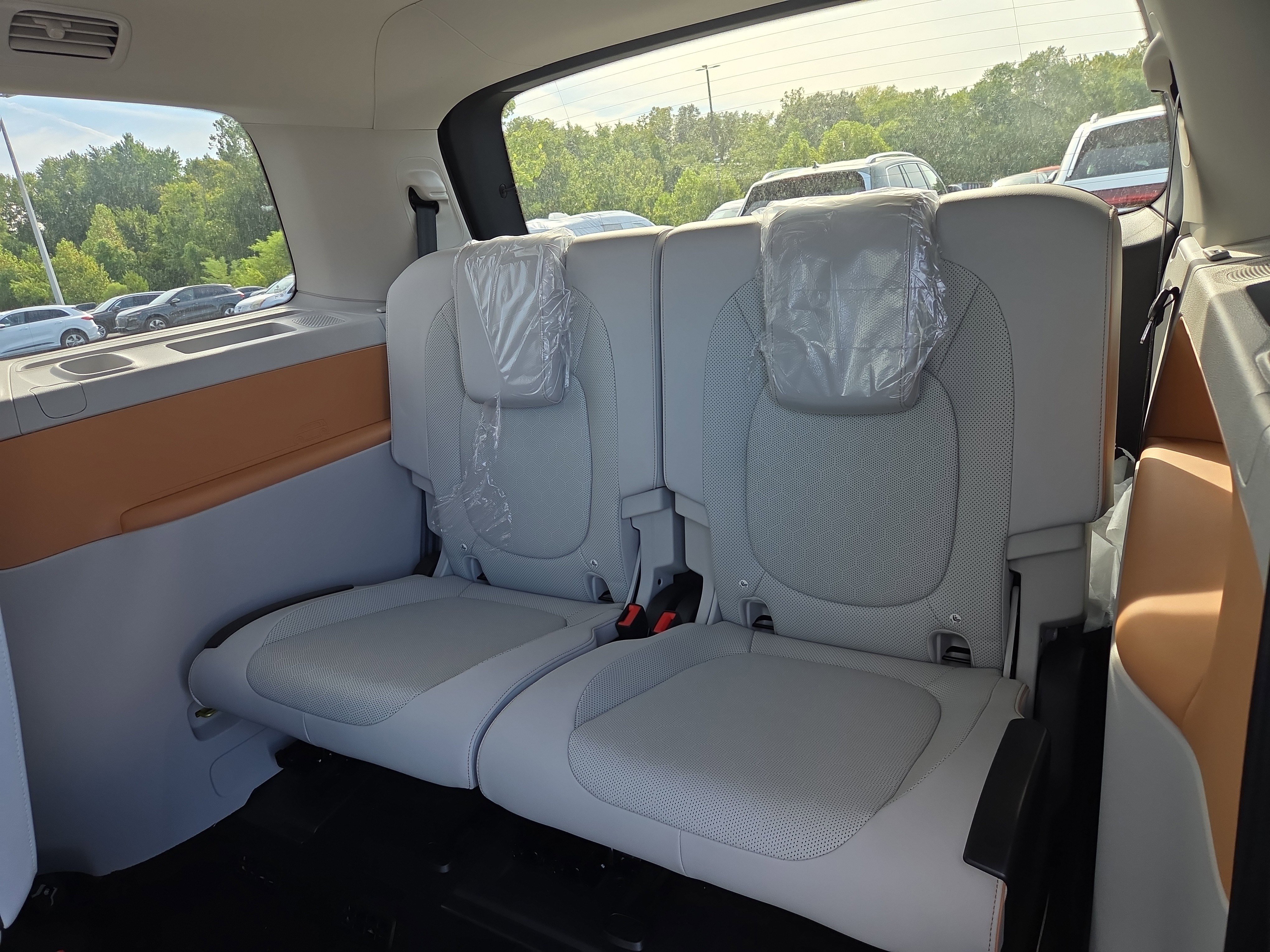 New 2025 Volkswagen ID. Buzz Pro S Plus image 10