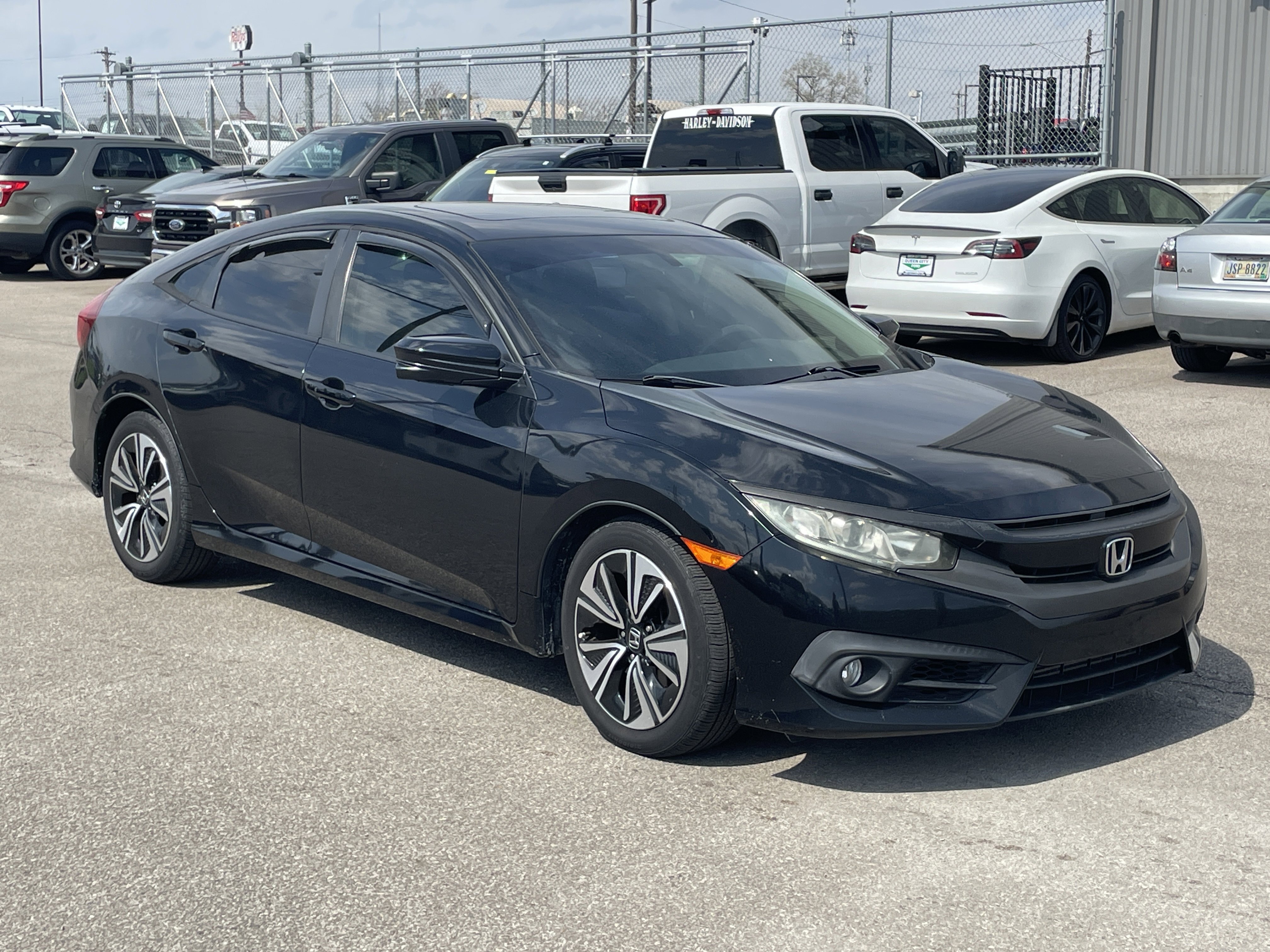 Used 2016 Honda Civic EX-T image 1