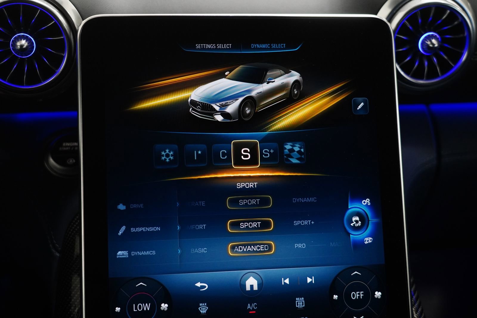 New 2026 Mercedes-Benz SL 63 AMG 4MATIC image 33