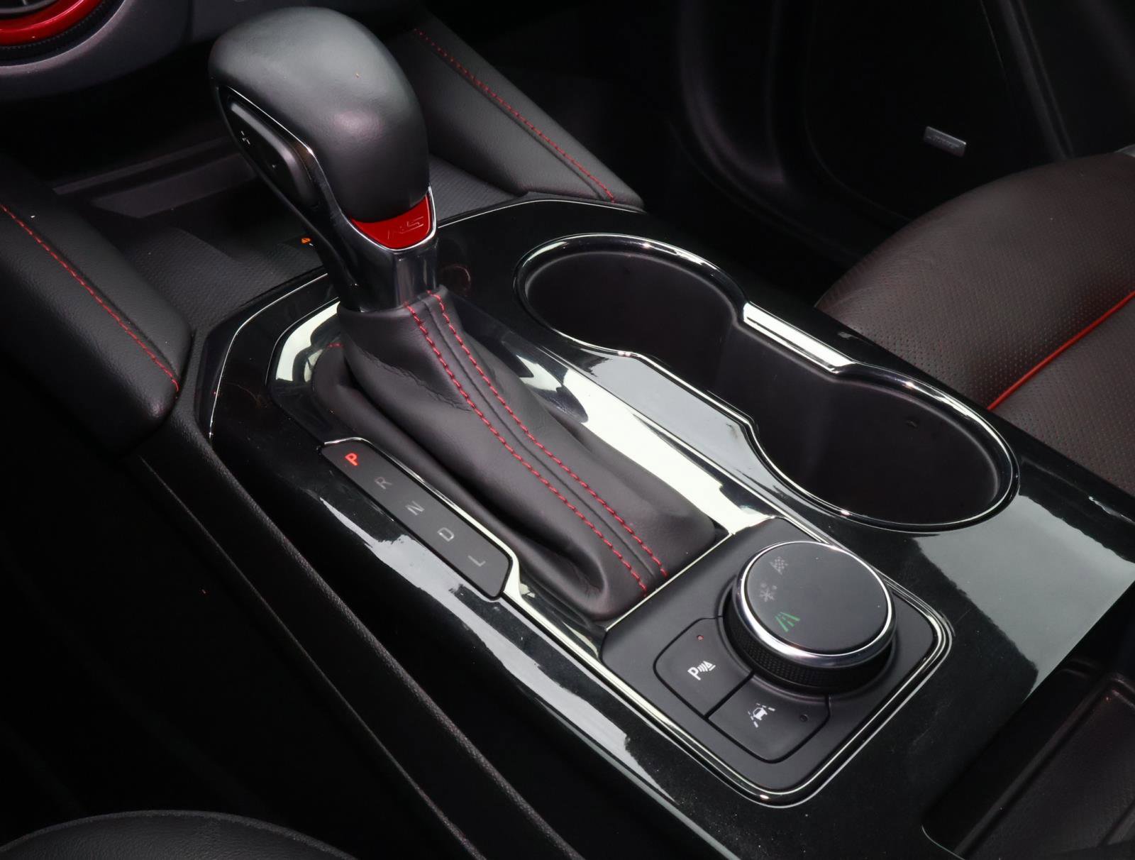 Used 2024 Cadillac Escalade ESV Luxury image 61