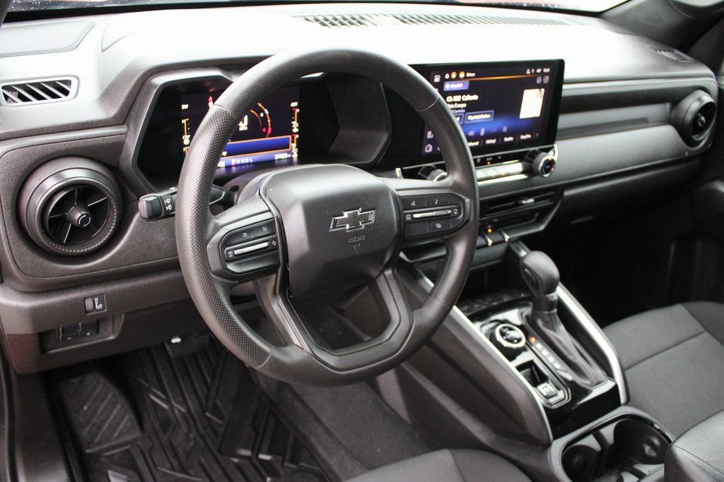 Used 2023 Chevrolet Colorado Trail Boss w/ Advanced Trailering Package image 9